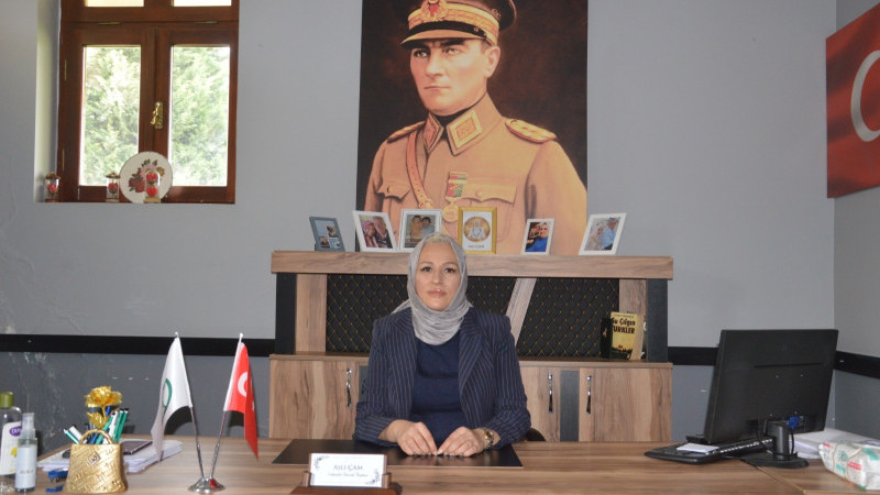 Engelliler ve Yardımlaşma Derneği Başkanı Aslı Çam’ın 10 Nisan Polis Bayramı mesajı: