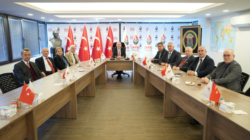 Tam Demokrasi Platformu’ndan Ümit Özdağ’a ziyaret