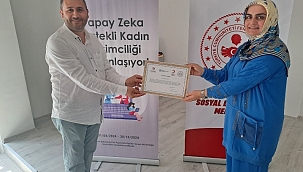 SAKARYA Ferizli'de 60 kadına yapay zekâ destekli kadın girişimciliği eğitimi verildi.