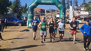 Sakarya' Hendek'te 1750 rakımlı Dikmen Yaylasında 500 sporcunun katıldığı maraton yarışı yapıldı