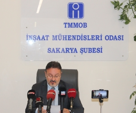 BASIN AÇIKLAMASI"  TMMOB' İnşaat Mühendisleri Odası Sakarya Şubesi.