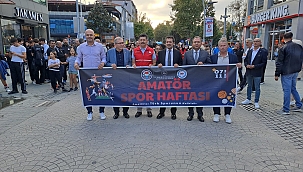 Sakarya'da Amatör Spor Haftası Yürüyüşüne Kızılay'da katıldı.