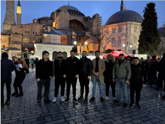 Yeni Yüzyıl Partisi Genel Başkanı Mehmet Ali Arslan'dan İstanbul Gençlik Kollarına Teşekkür.